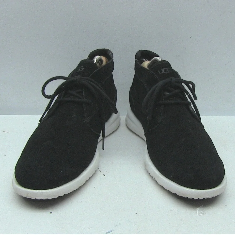 UGG step into